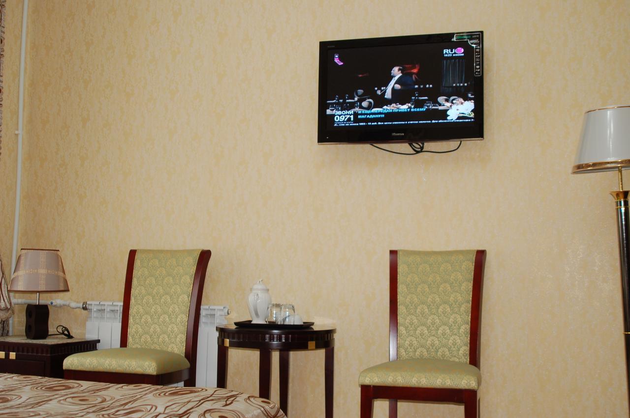 Bahoriston Hotel Guliston Zimmer foto